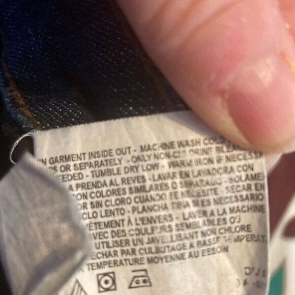 Nine West bootcut straight stretch jeans w/flap fastened back pockets run big - Picture 13 of 13